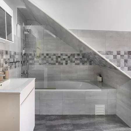 Whome Stylish Top-floor Flat In Iconic Chiado Appartement